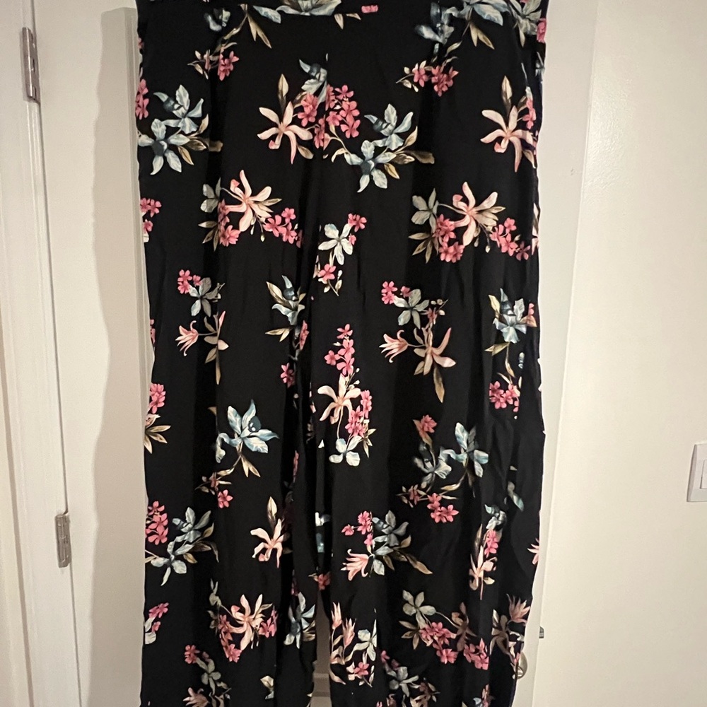 Floral Black Pull On Dress Pants